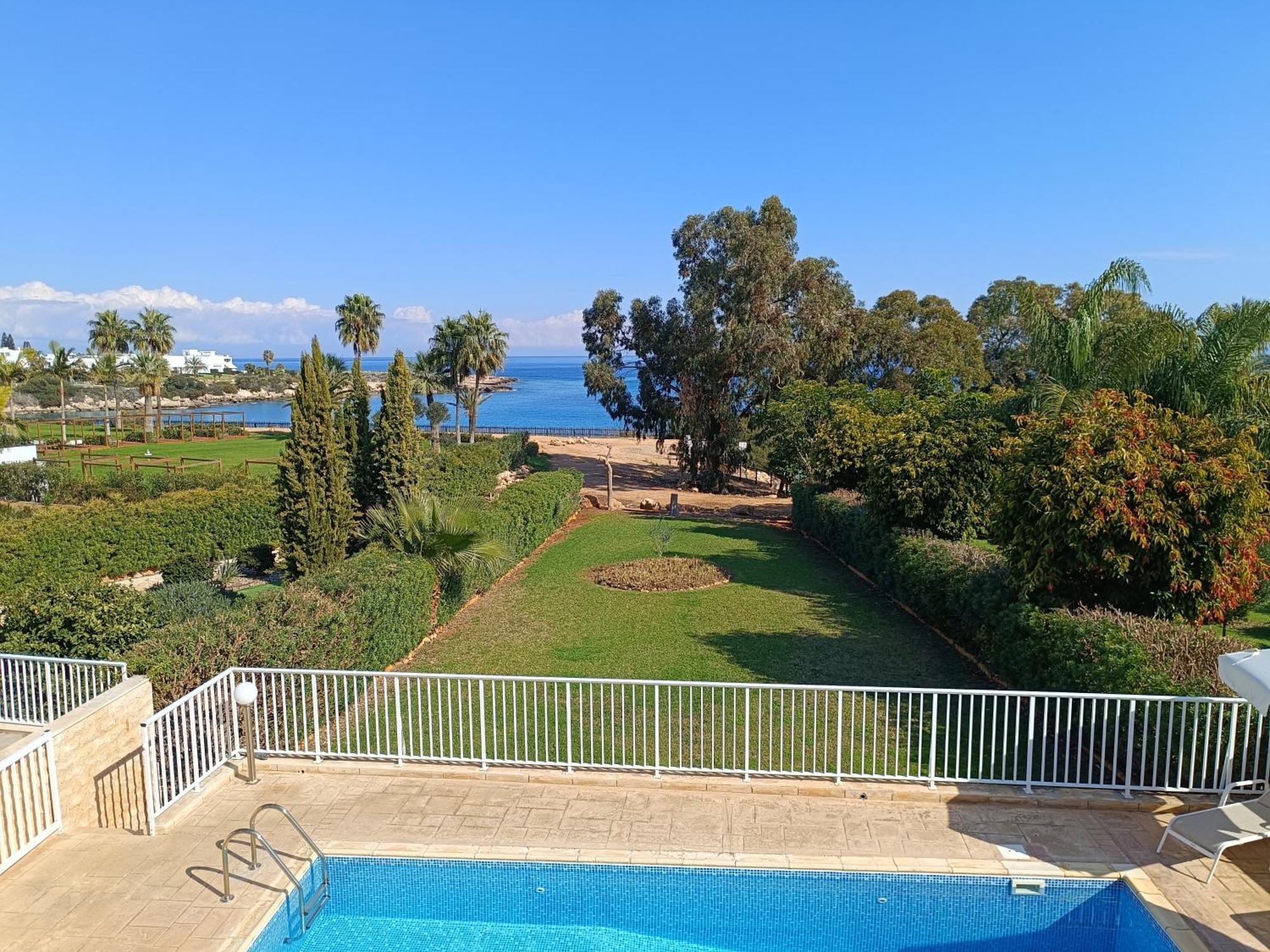 Horizon Villa Protaras Exteriör bild